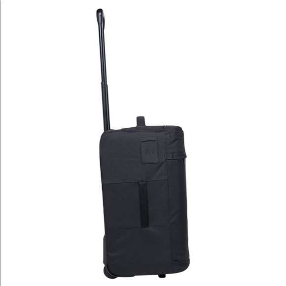 Herschel Outfitter Wheelie Luggage 50L - Picture 3 of 4